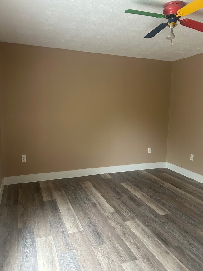 Building Photo - 17821 Theiss Mail Rte Rd