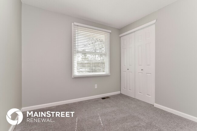 Building Photo - 10330 Sheffield Ct