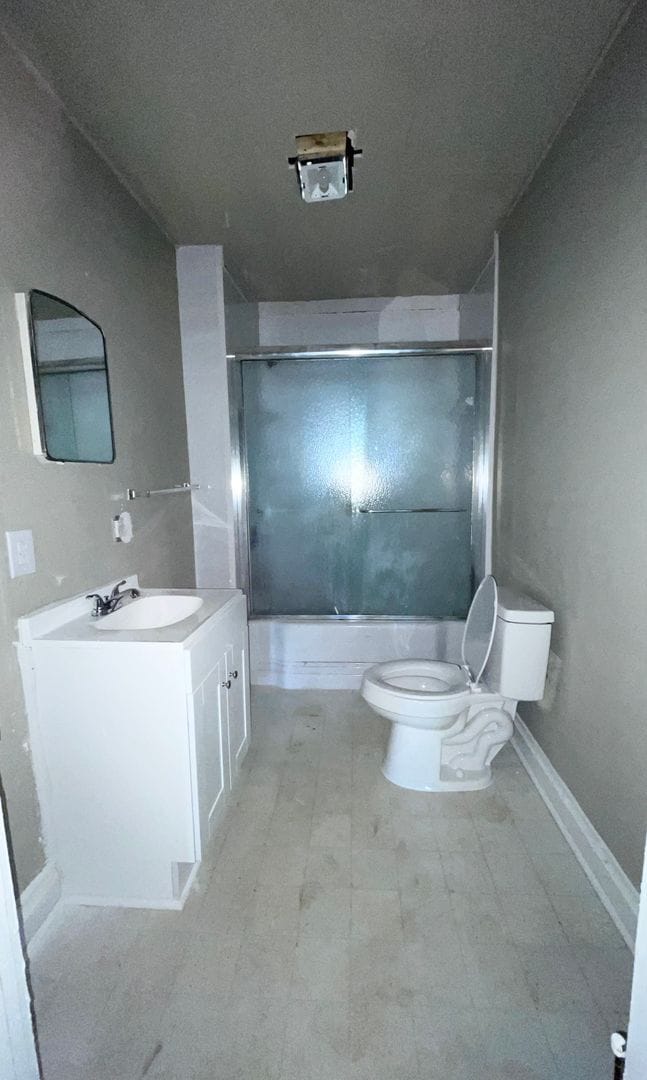 Building Photo - Remodeled 2 bedroom house with large yard.