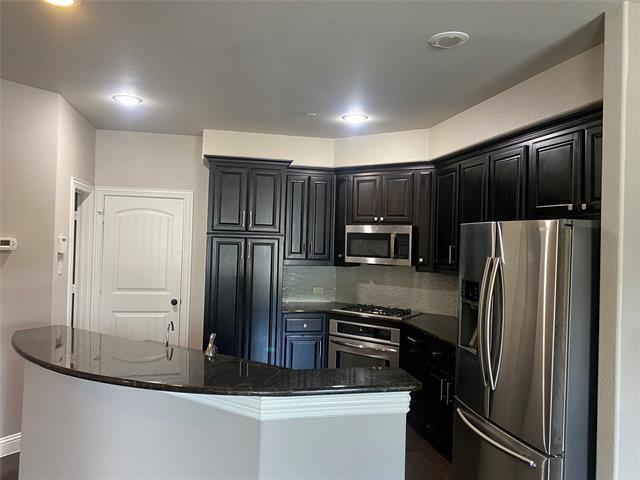 Building Photo - 4232 Charles St