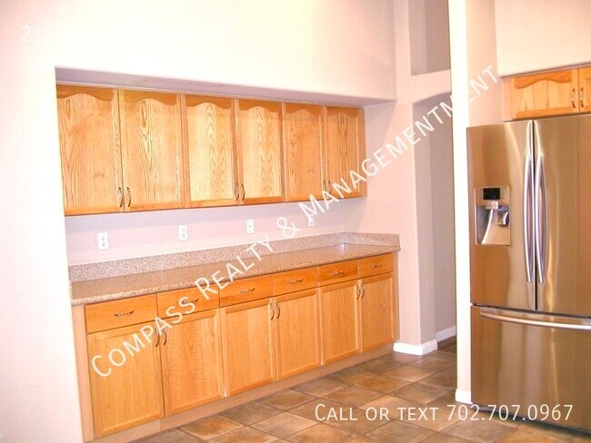 Building Photo - 212 Horizon Peak Dr