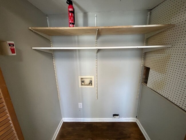 Building Photo - 940 Glenn Unit 503
