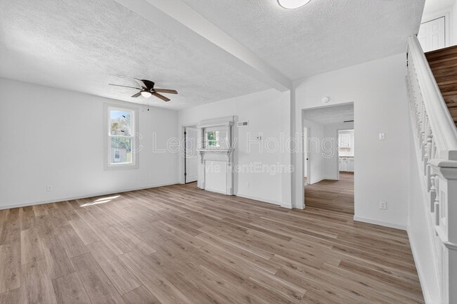 Building Photo - 73 Beechwood Ave