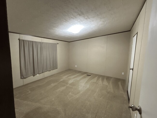 Building Photo - 14500 W Stagecoach Dr