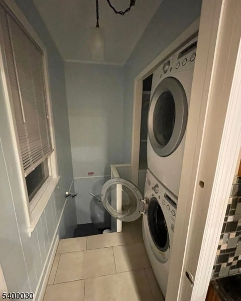 Building Photo - 169 Walnut St