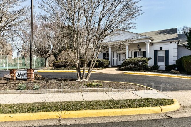 Building Photo - 7621 Tremayne Pl