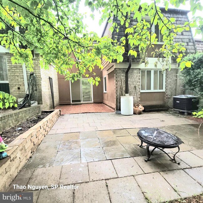 Building Photo - 10534 Cambridge Ct