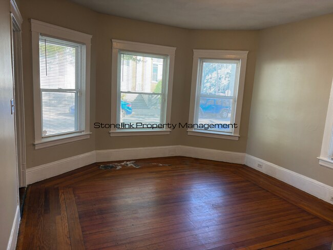 Building Photo - 154-156 Oakland Avenue