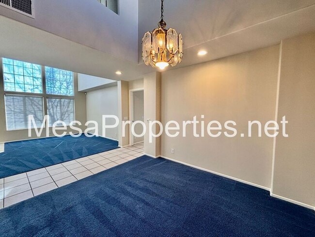 Building Photo - 12468 Redrock Ct