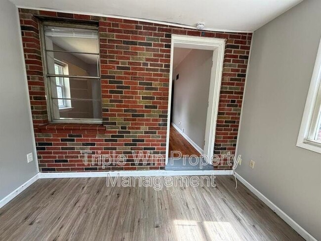 Building Photo - 1629 Redman Rd