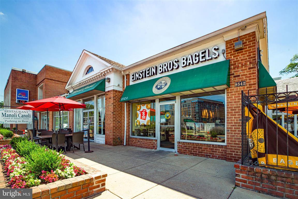 Building Photo - 3535 Chevy Chase Lake Dr