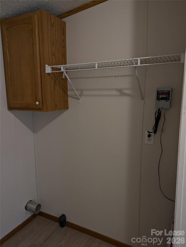 Building Photo - 338 Weathers Creek Rd