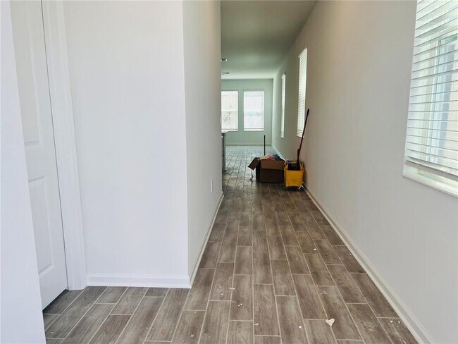 Building Photo - 11422 Great Rock St