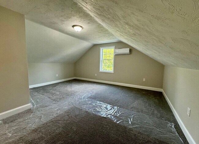 Building Photo - 118 Prospect St