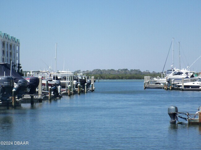 Building Photo - 4620 Riverwalk Village Ct