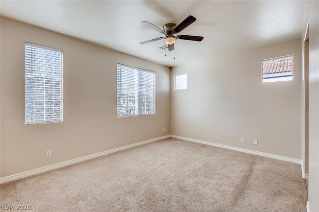 Building Photo - 8318 Hampshire Bay St