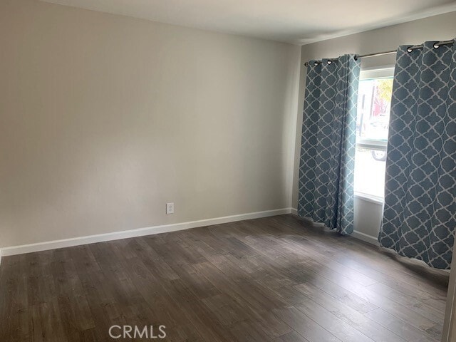 Building Photo - 1809 E 4th St