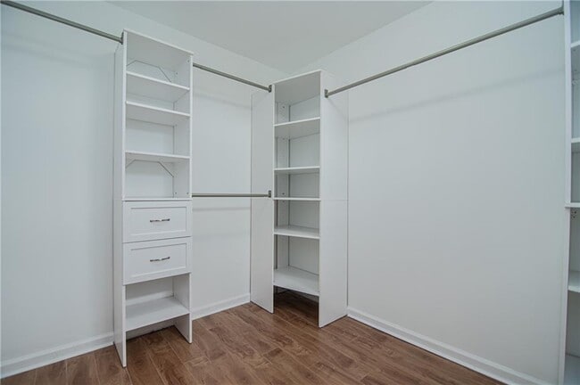 Building Photo - 1790 Tuftstown Ct