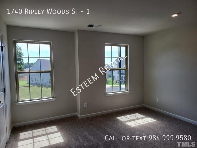 Building Photo - 1740 Ripley Woods St