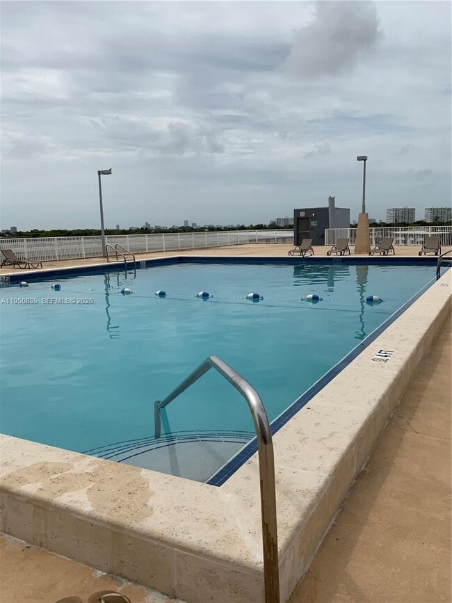 Building Photo - 13499 Biscayne Blvd