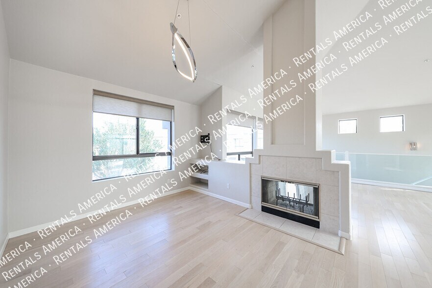 Building Photo - 7400 E Gainey Club Dr