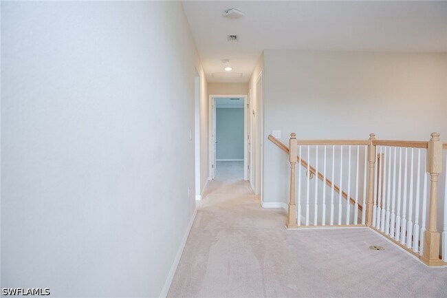 Building Photo - 1573 Vizcaya Ln