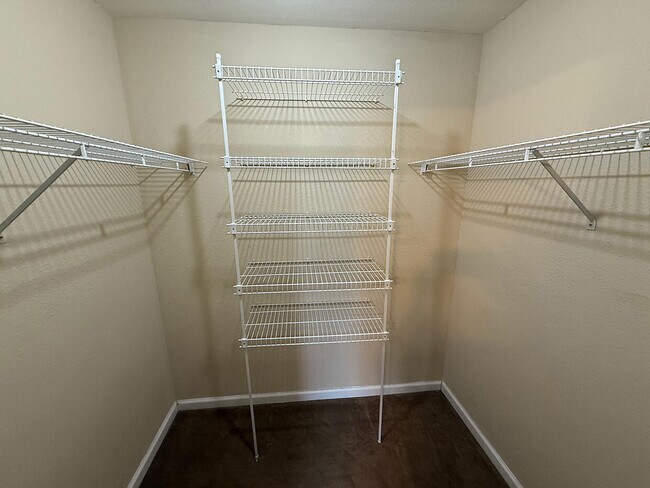 Building Photo - 5315 E Trikalla Dr