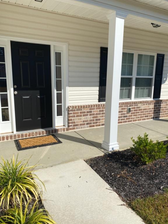 Building Photo - 208 Lakota Lp