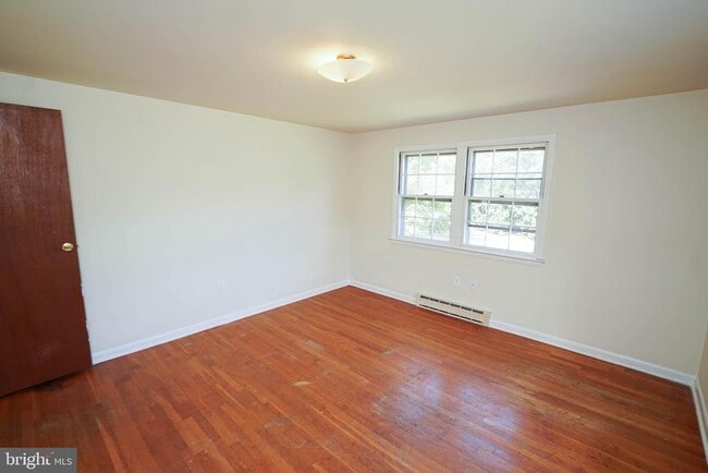 Building Photo - 510 Elberta Ave