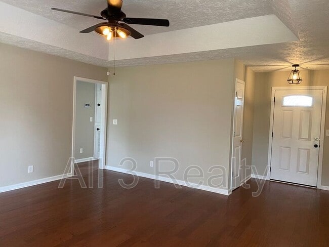 Building Photo - 349 Hambleton Ct
