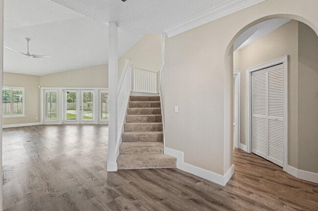 Building Photo - 113 Sea Garden Ct