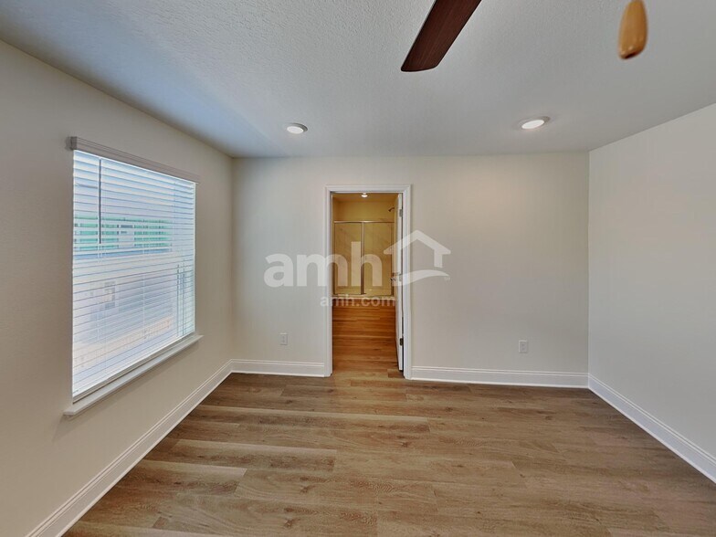 Building Photo - 1015 Grafton Ridge Dr