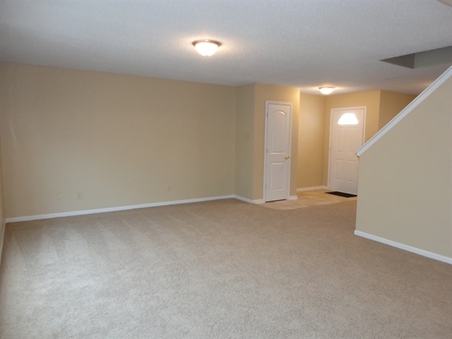 Building Photo - 8612 Bluff Point Way