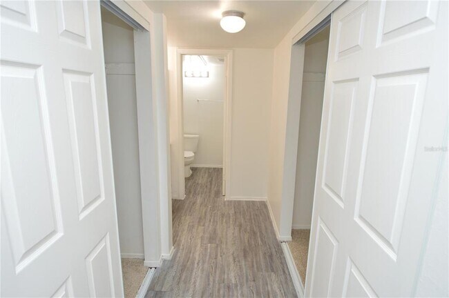 Building Photo - 5006 Moro Manor Dr