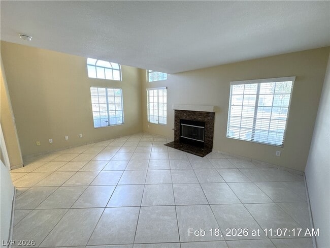 Building Photo - 501 Satin Saddle Pl