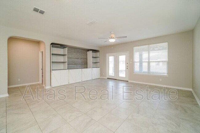 Building Photo - 4711 Montrose Wood