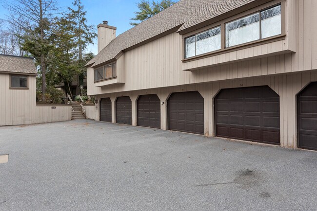 Building Photo - 50 Mallard Dr