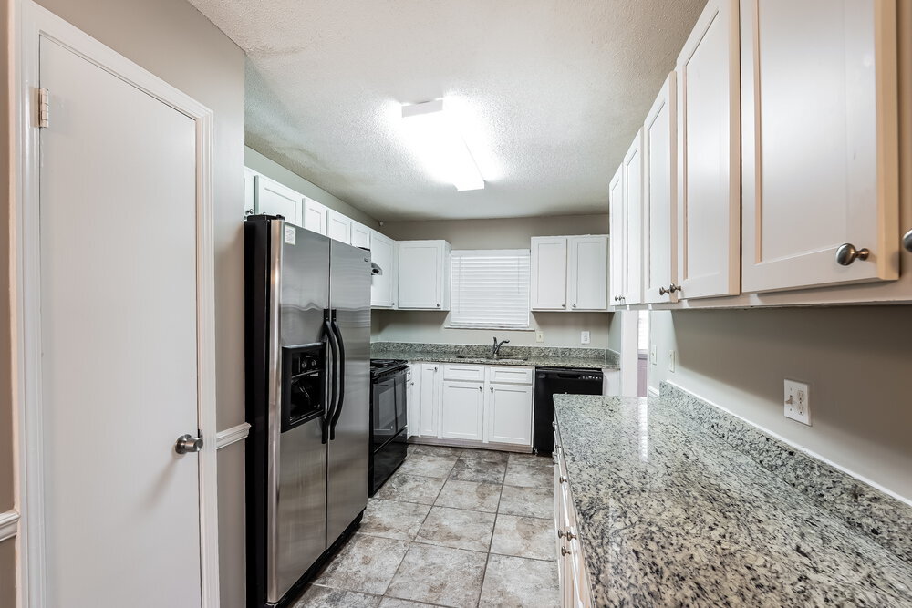 Building Photo - 5201 Willow Ridge Ln