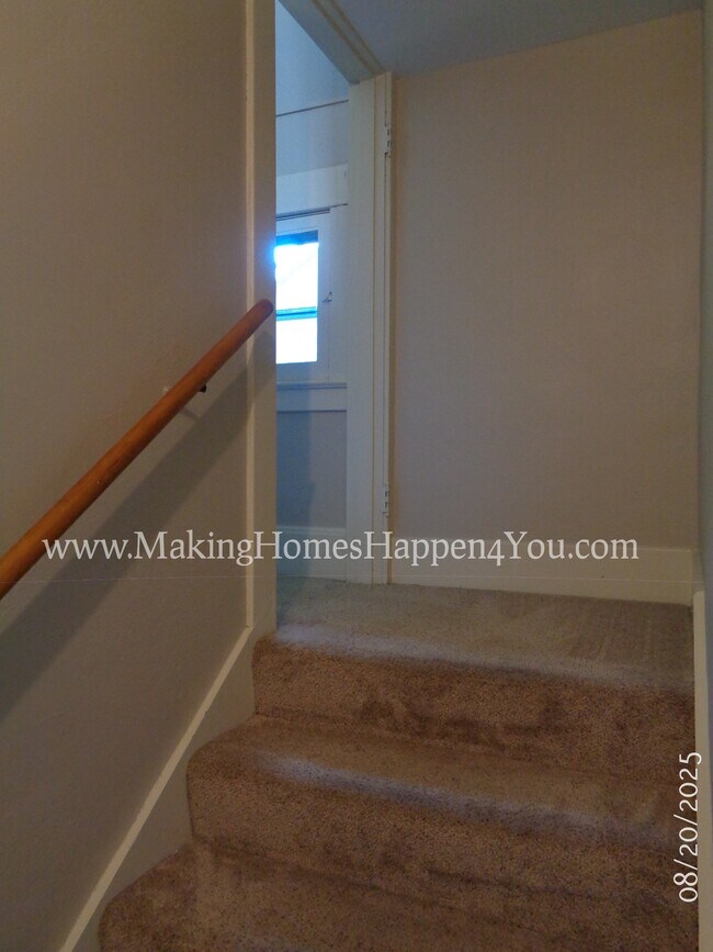 Building Photo - 2160 Trade St SE