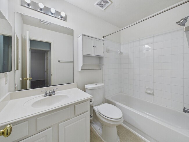 Building Photo - 1151 Andover Dr