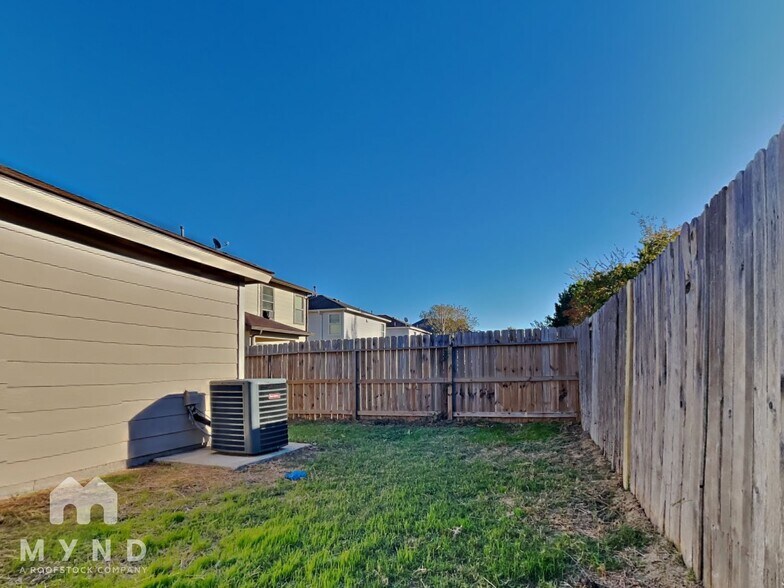 Building Photo - 21307 Shadow River Ln