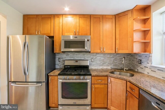 Building Photo - 3462 Almond St