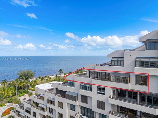 Building Photo - 251 Crandon Blvd