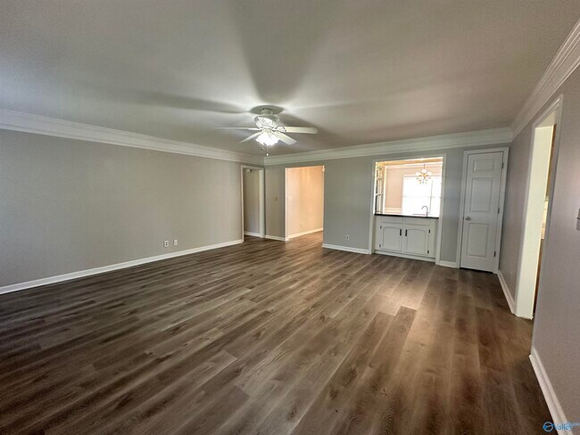 Building Photo - 7520 SW Clubfield Dr