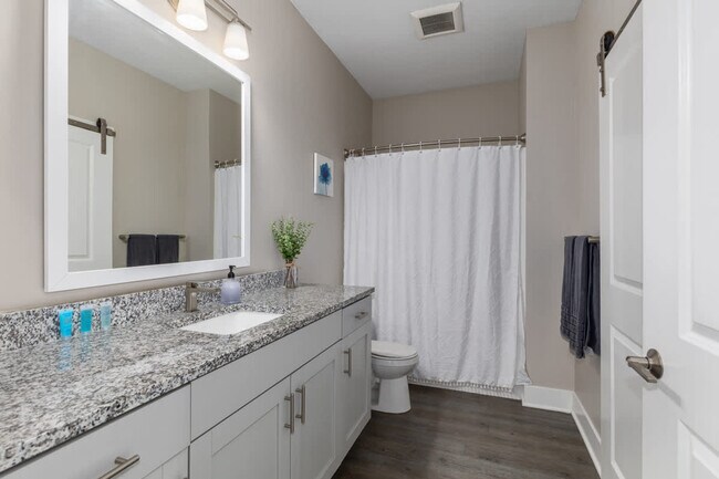 Building Photo - 3938 Pinot Dr