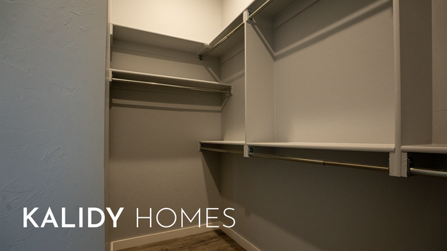 Building Photo - 308 W 3rd St