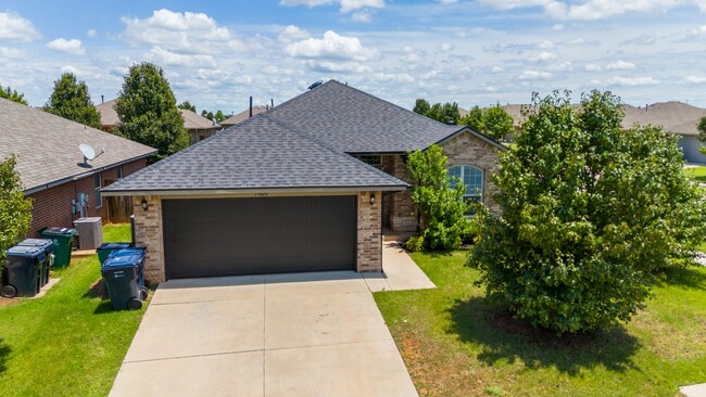 Building Photo - Rent to Own in Edmond!