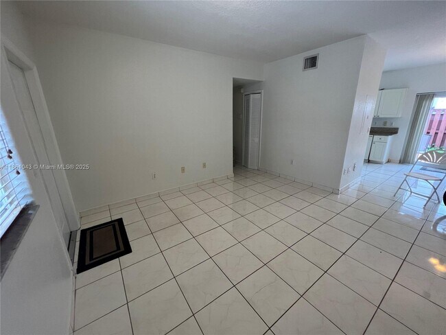 Building Photo - 7231 NW 174th Terrace