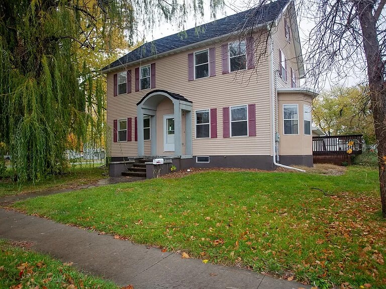 Primary Photo - 1096 Eastern Ave