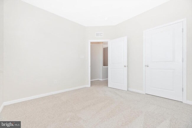 Building Photo - 5050 MacDonough Pl